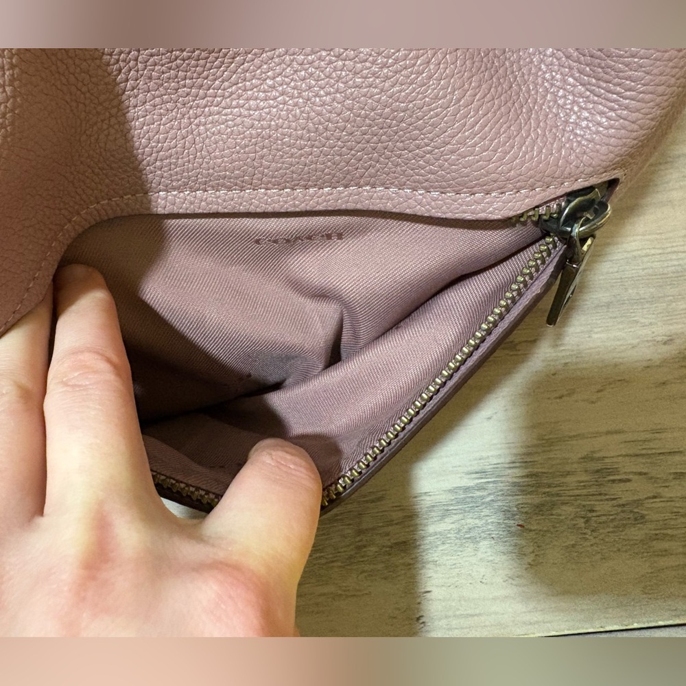 Bundle Coach Light Pink Leather Wallet and Shoulder Bag - Picture 12 of 16